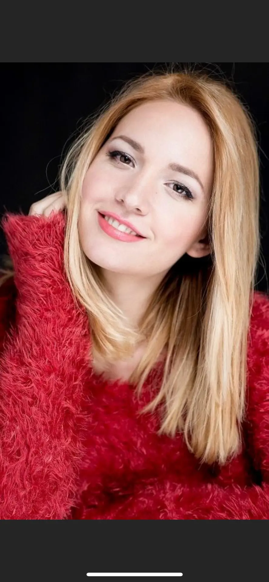 Headshot — Portrait